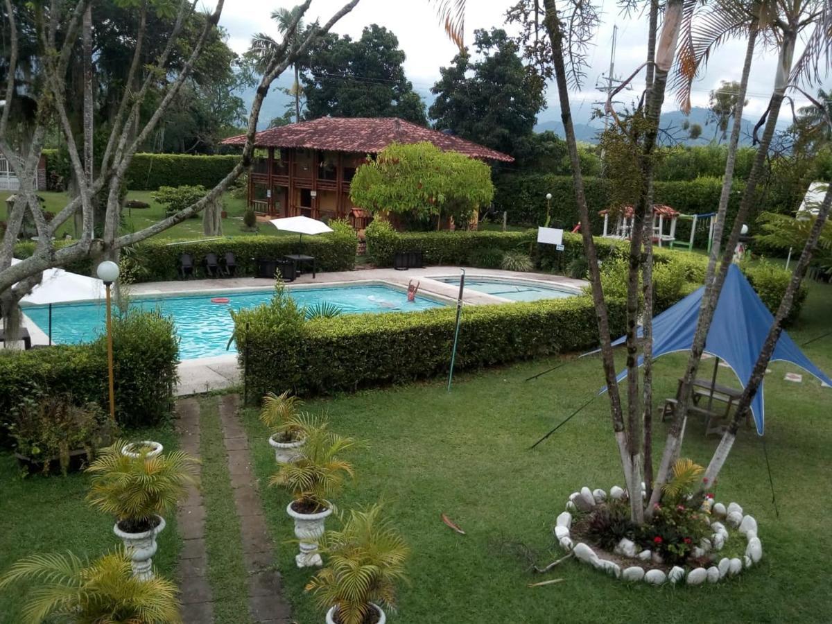 Villa Alejandra Del Quindio Calarcá Exteriér fotografie