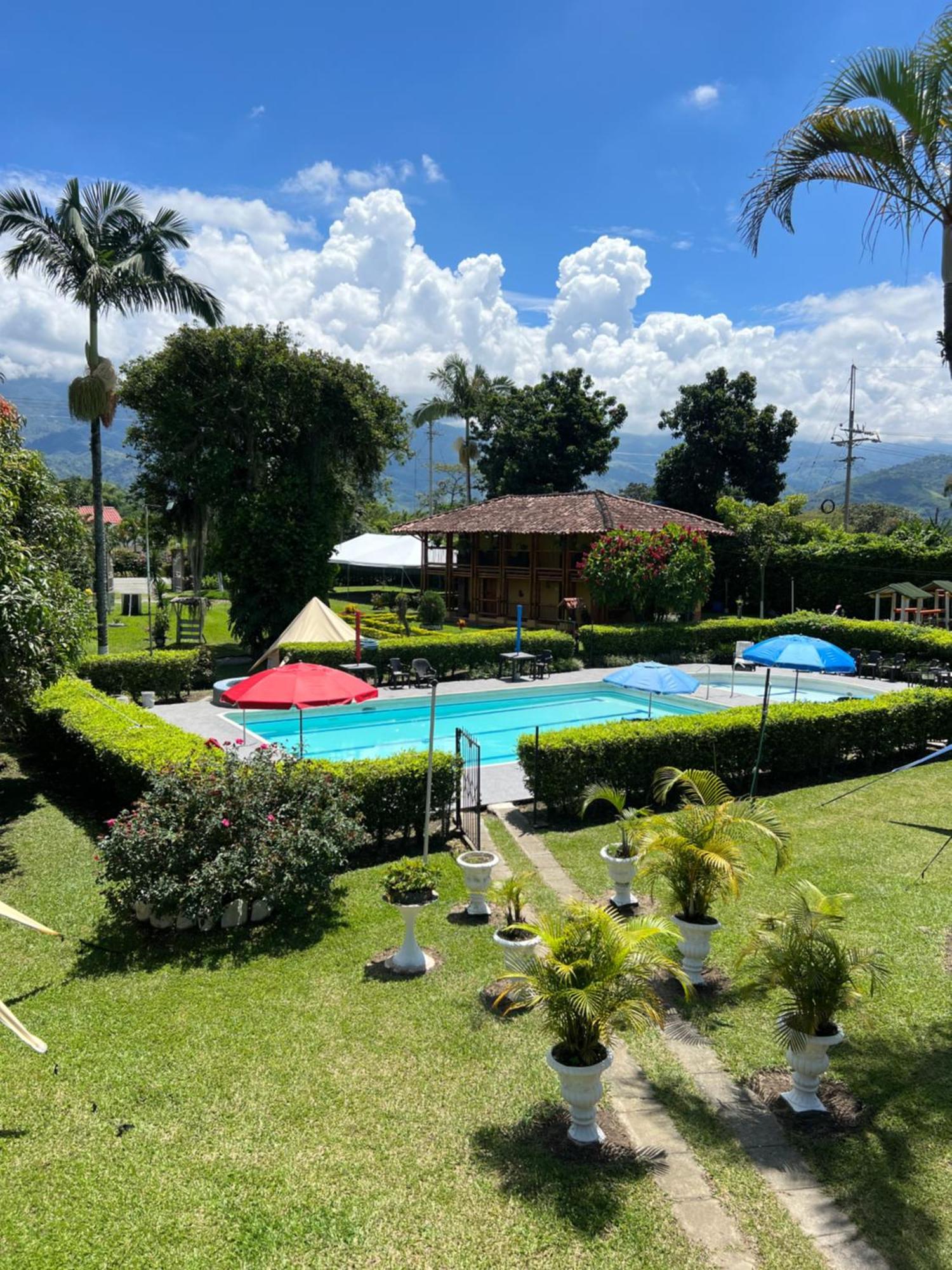 Villa Alejandra Del Quindio Calarcá Exteriér fotografie